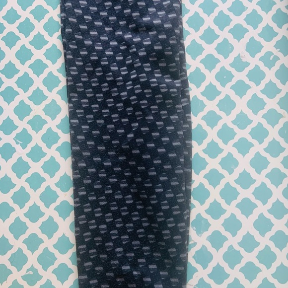 Lululemon size 4 black grey - Picture 4 of 6